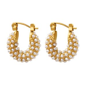 Pearls that go round & round in style